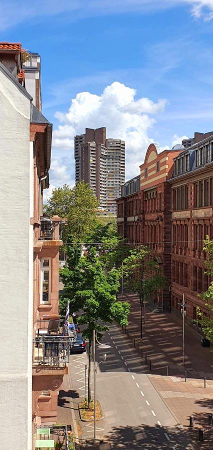Sonniges Zimmer Mit Balkon Im Herzen Mannheims المظهر الخارجي الصورة